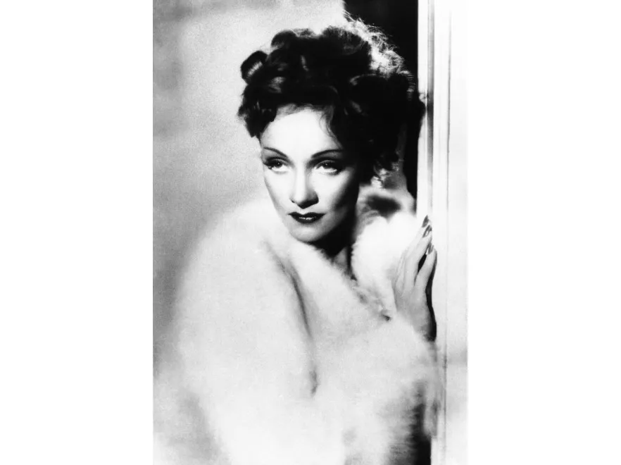 3375066-marlene-dietrich.jpg