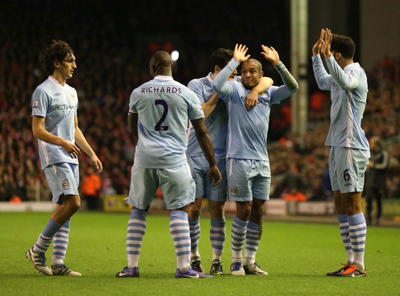 Manchester City blisko mistrzostwa. Zobacz, jak wygrał derby z United