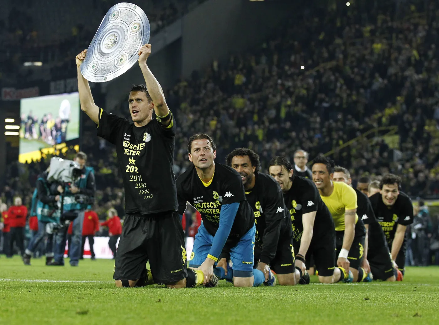 Polacy mistrzami Niemiec. Borussia obroniła tytuł