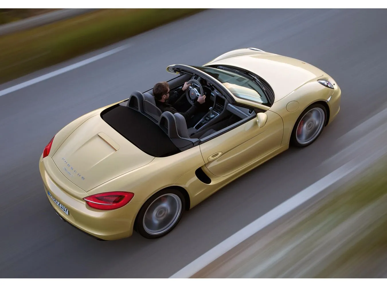 Trzy nowości Porsche już na początku marca