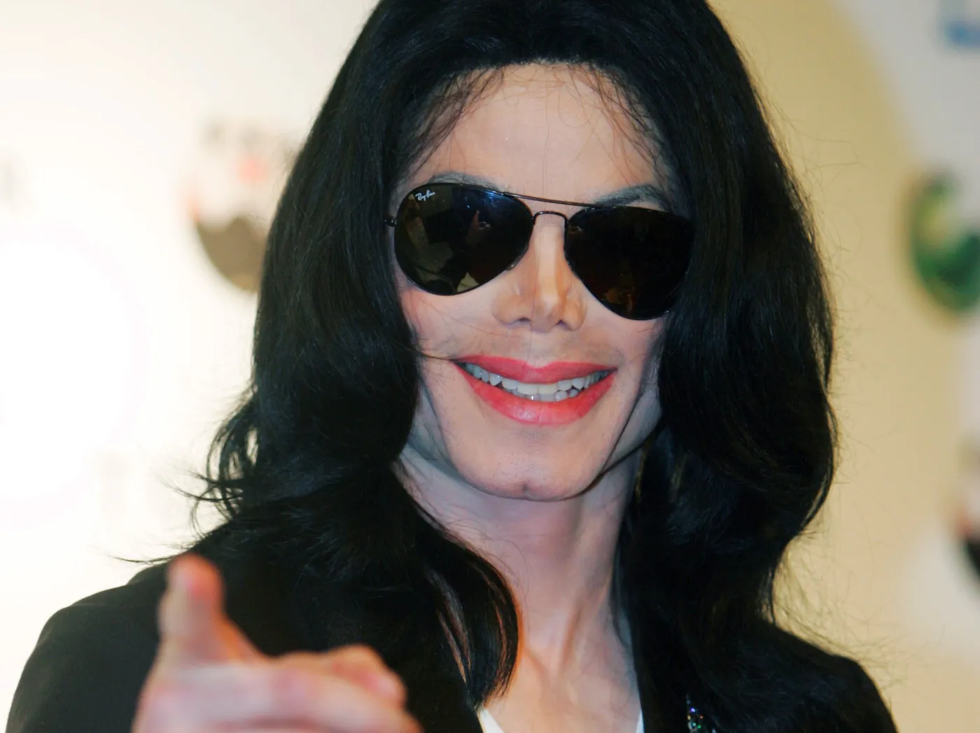 3251349-michael-jackson.jpg