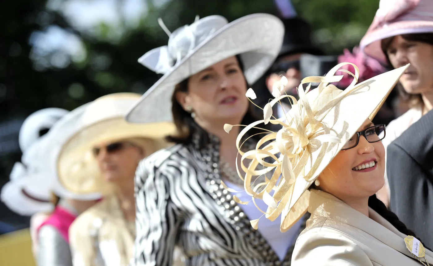 3670017-kapelusze-w-ascot.jpg