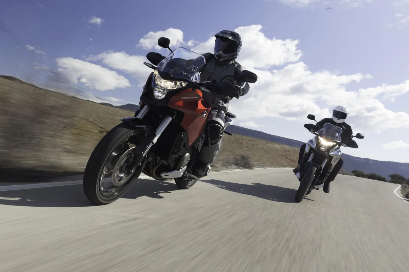 Taka jest nowa honda crosstourer - "pełnomorski" turystyk