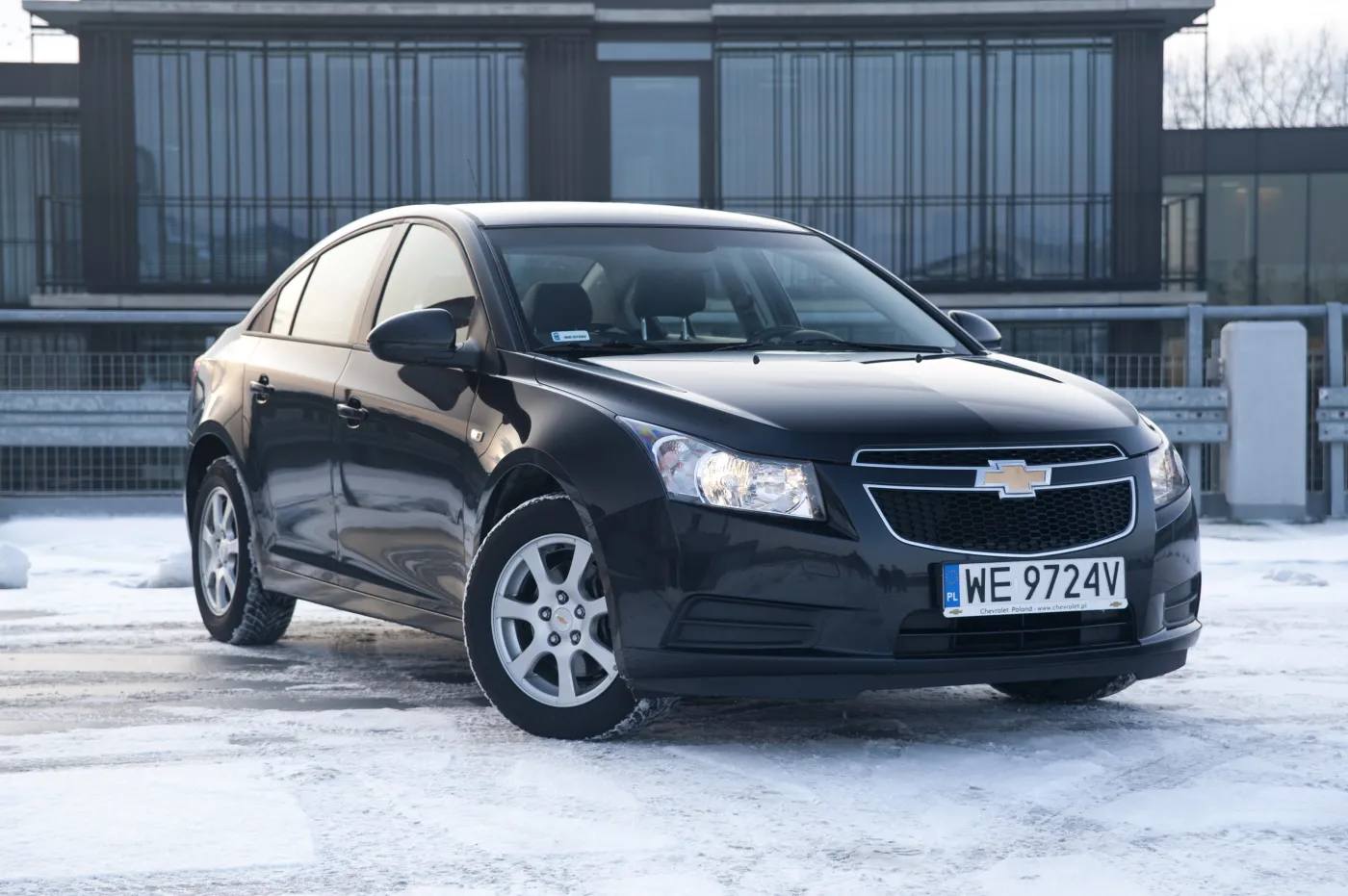 3292865-chevrolet-cruze.jpg
