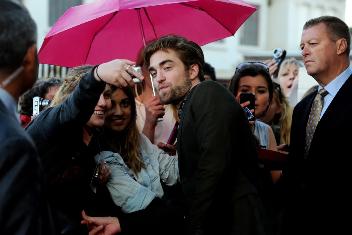 4190742-robert-pattinson.jpg