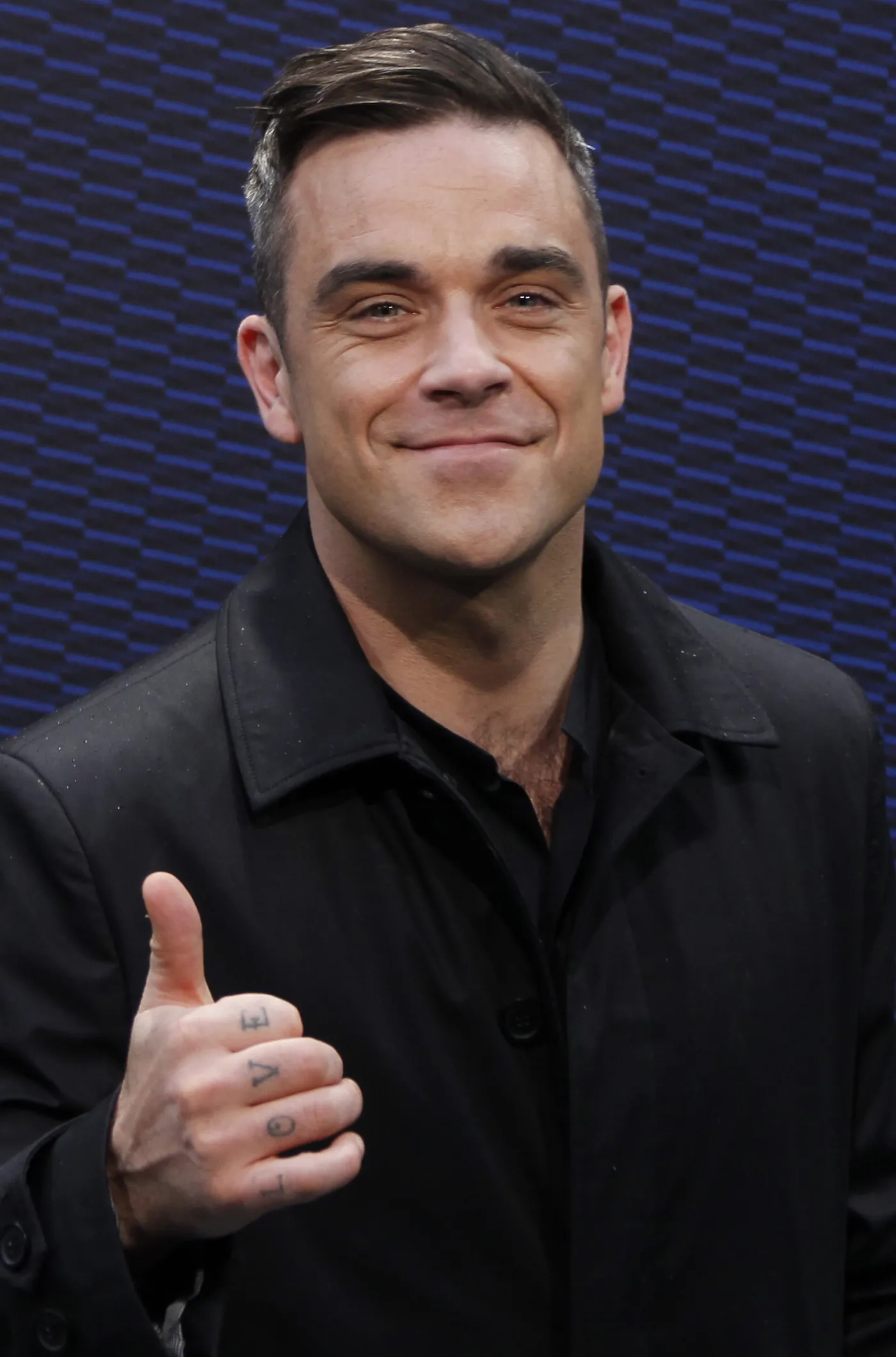 3990382-robbie-williams.jpg