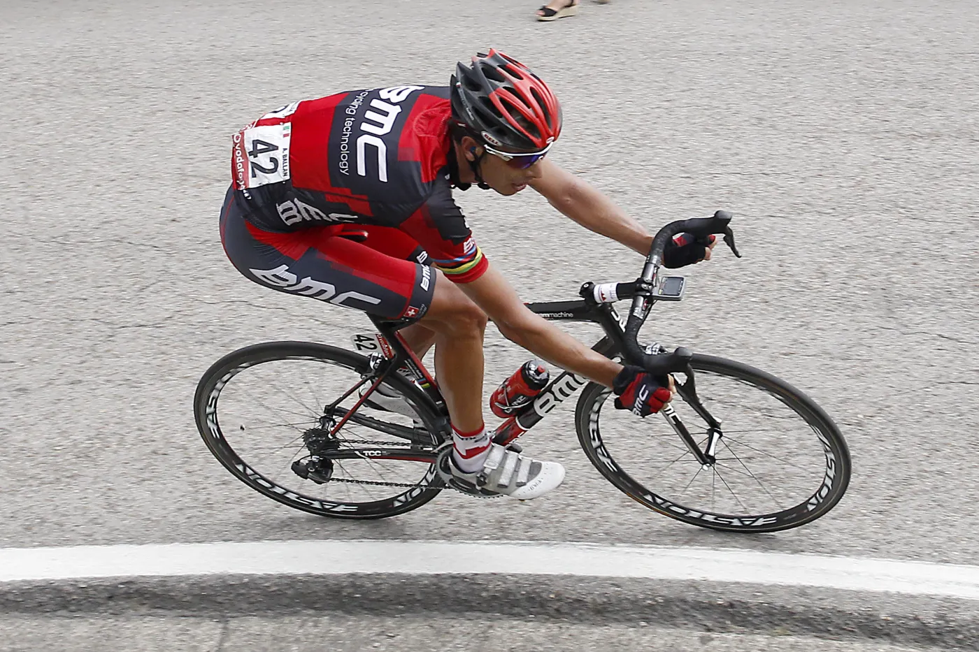 Kariera włoskiego kolarza wisi na włosku. Ballan może stracić nerkę