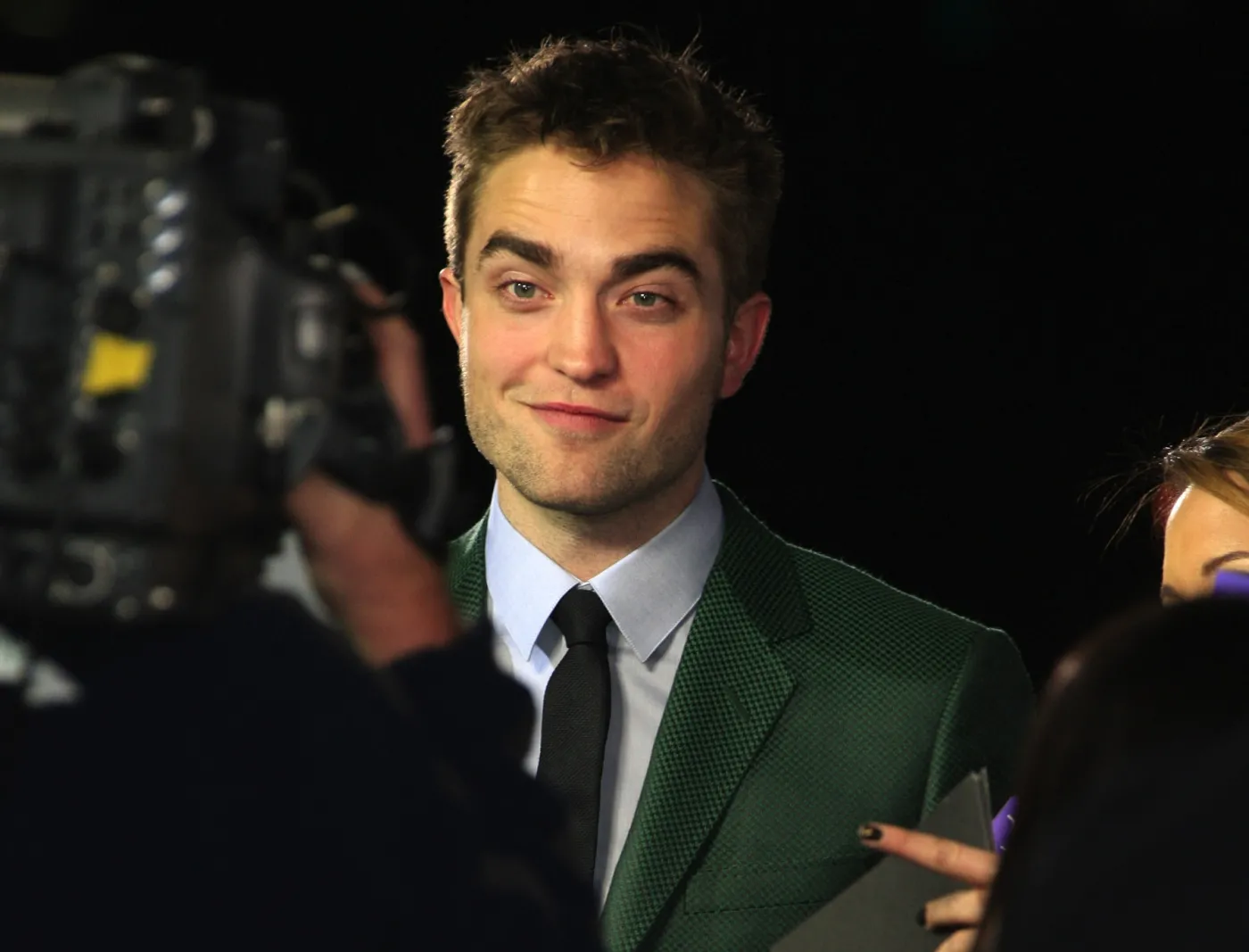 4453572-robert-pattinson.jpg