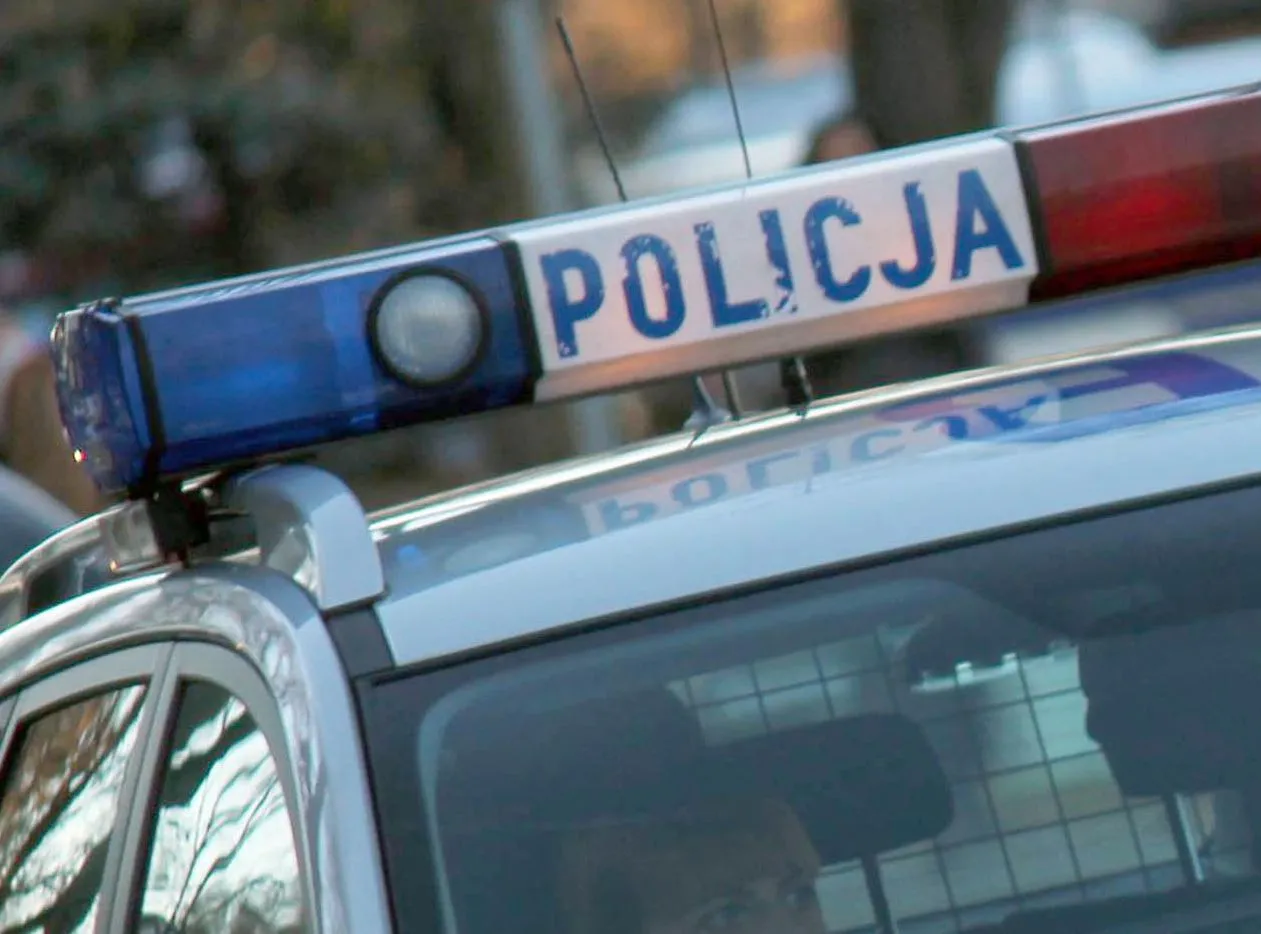 Prokuratura o samobójczej śmierci policjanta. Nie ma ran na plecach