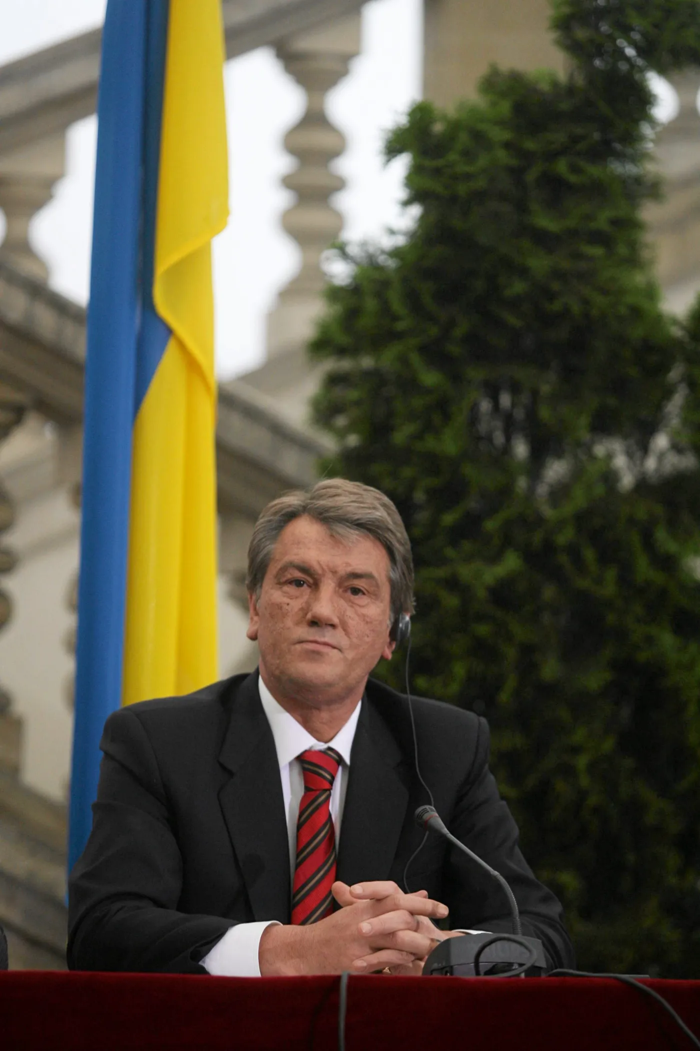 Juszczenko wyrzucony z partii, którą zakładał? Długa lista zarzutów