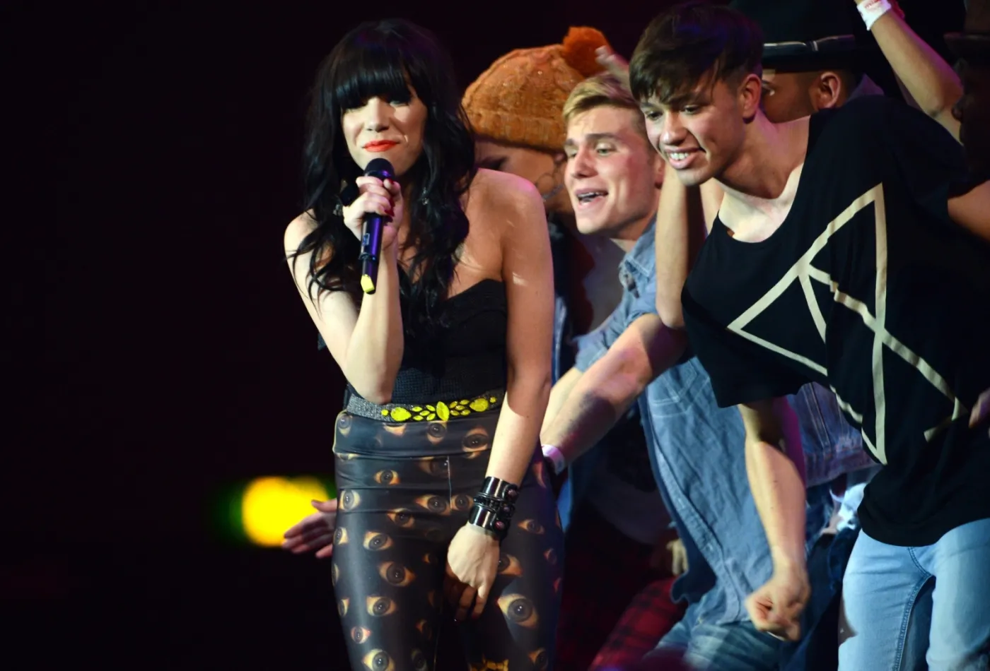 4261509-carly-rae-jepsen.jpg