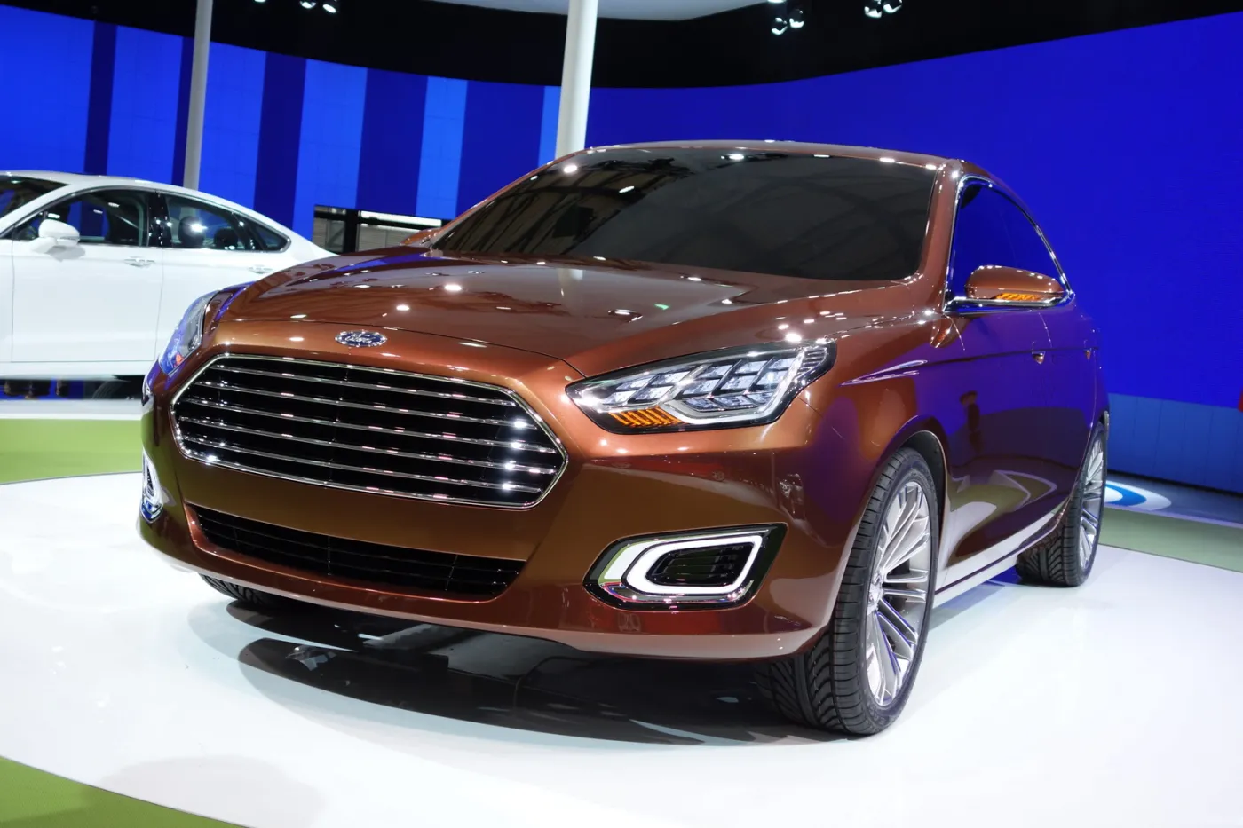 Powrót po latach zapomnienia! Tak wygląda nowy ford escort concept - pierwsze zdjęcia