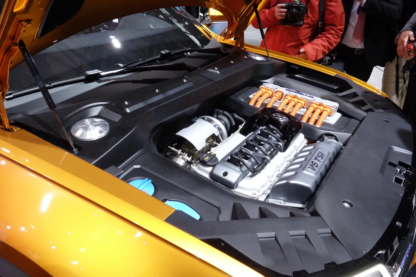 Nowość Volkswagena spala 3 litry na setkę! CrossBlue Coupe - zdjęcia