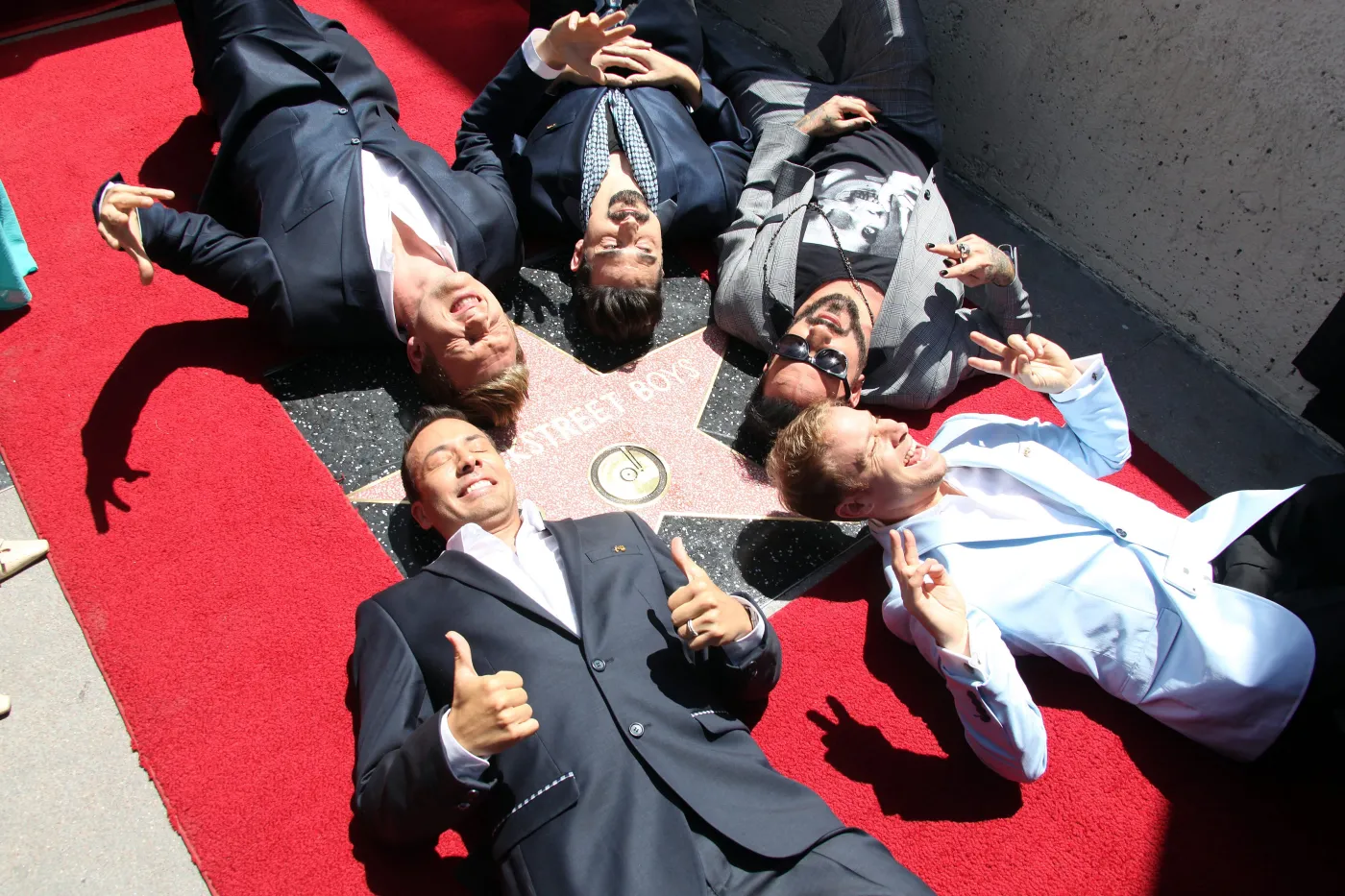 151 premierowych sekund Backstreet Boys