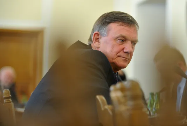 Serafin kontratakuje. Donosi na tych, którzy donieśli na niego