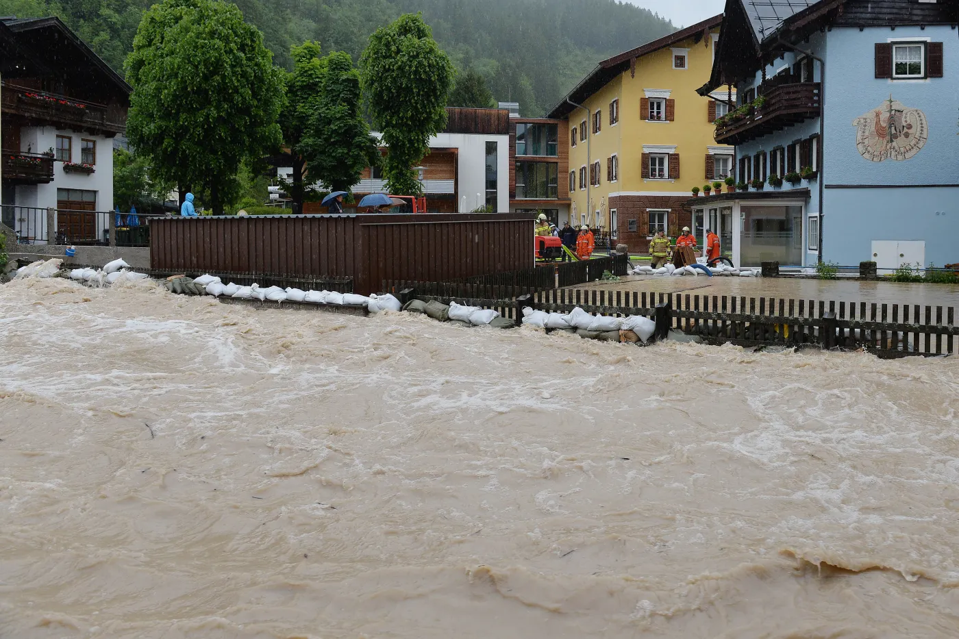 5040117-powodz-w-austrii.jpg