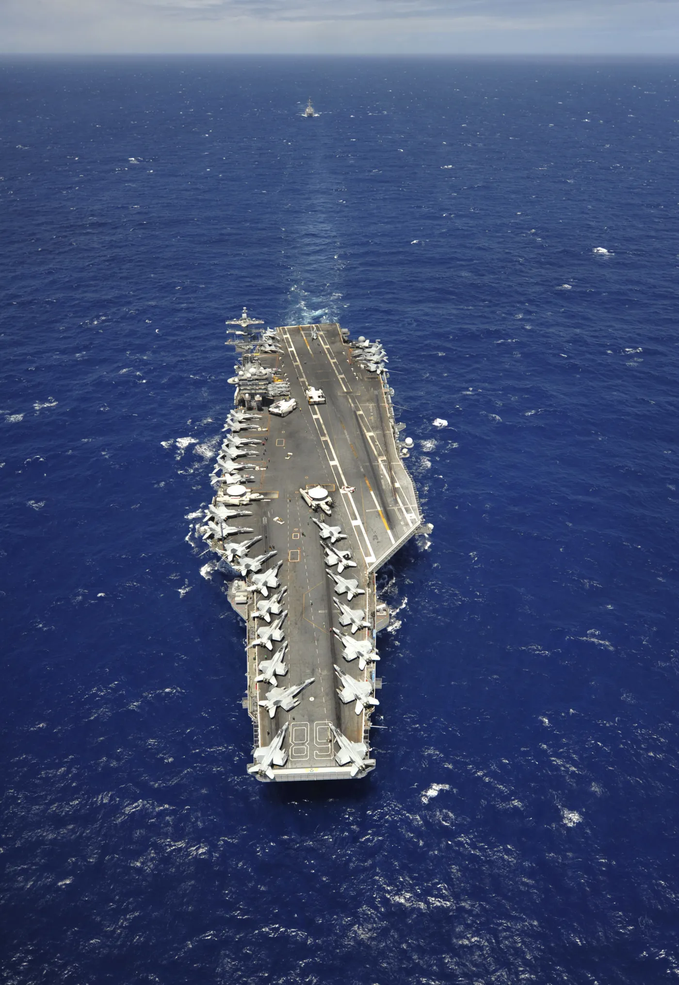 5360851-uss-nimitz-okret.jpg