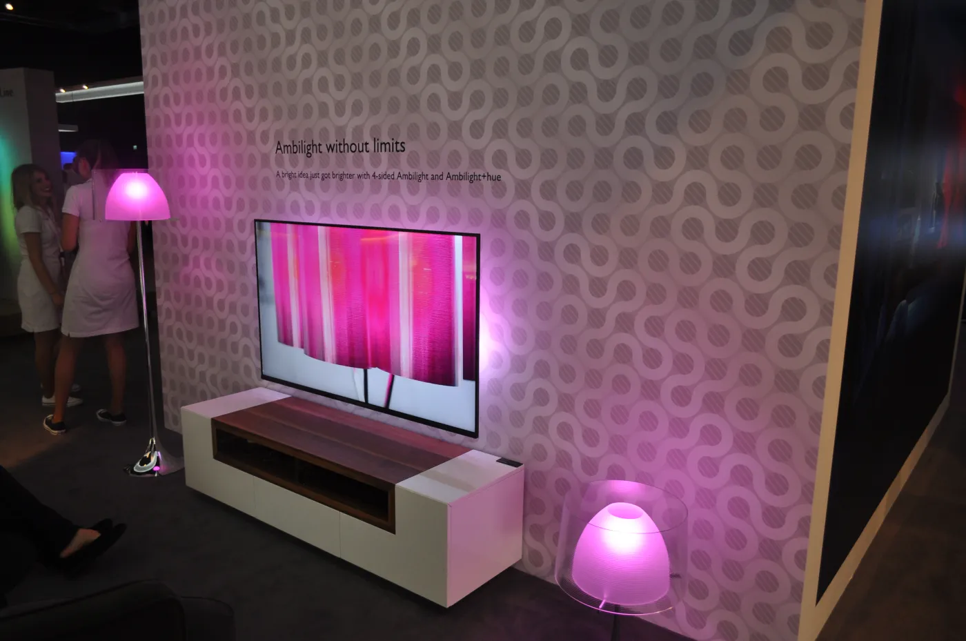 5381415-philips-ambilight.jpg