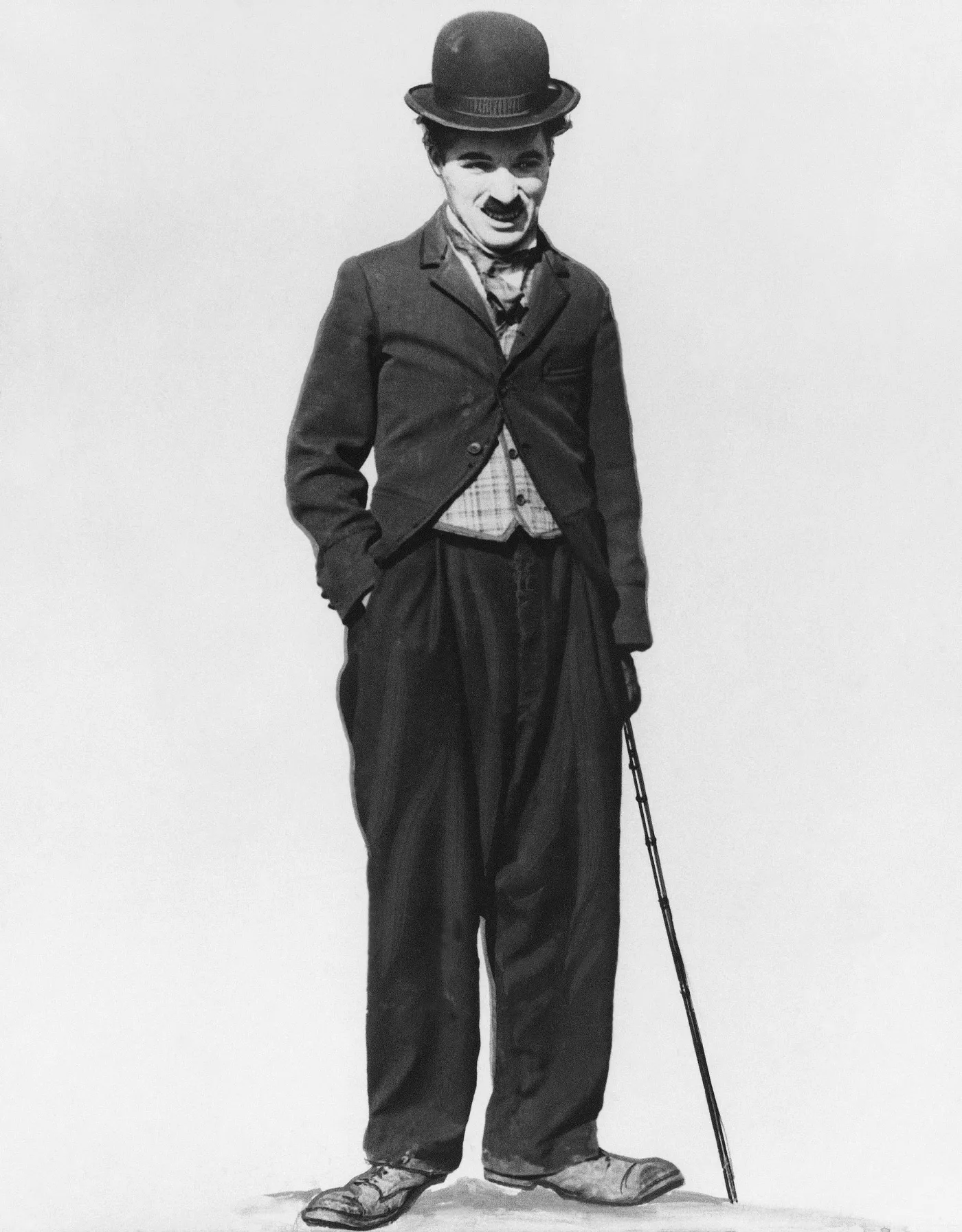 5424615-charlie-chaplin.jpg