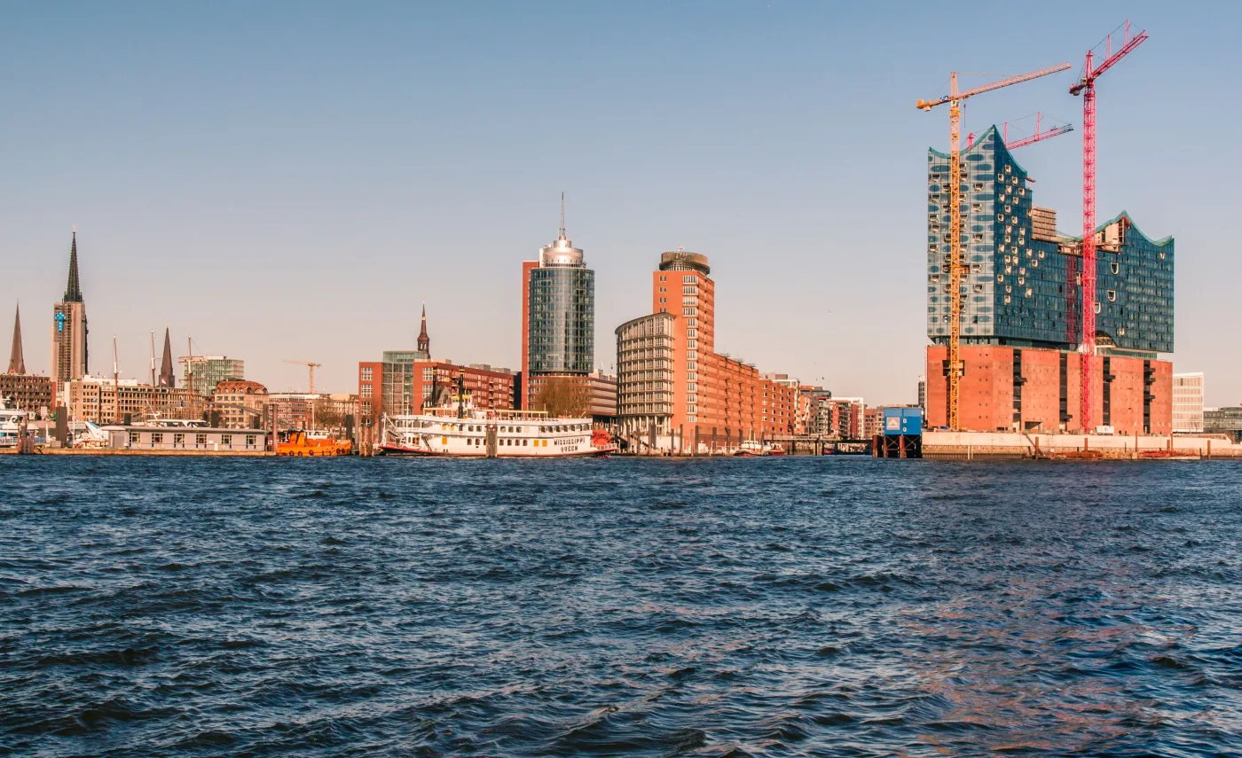 5482047-elbphilharmonie.jpg