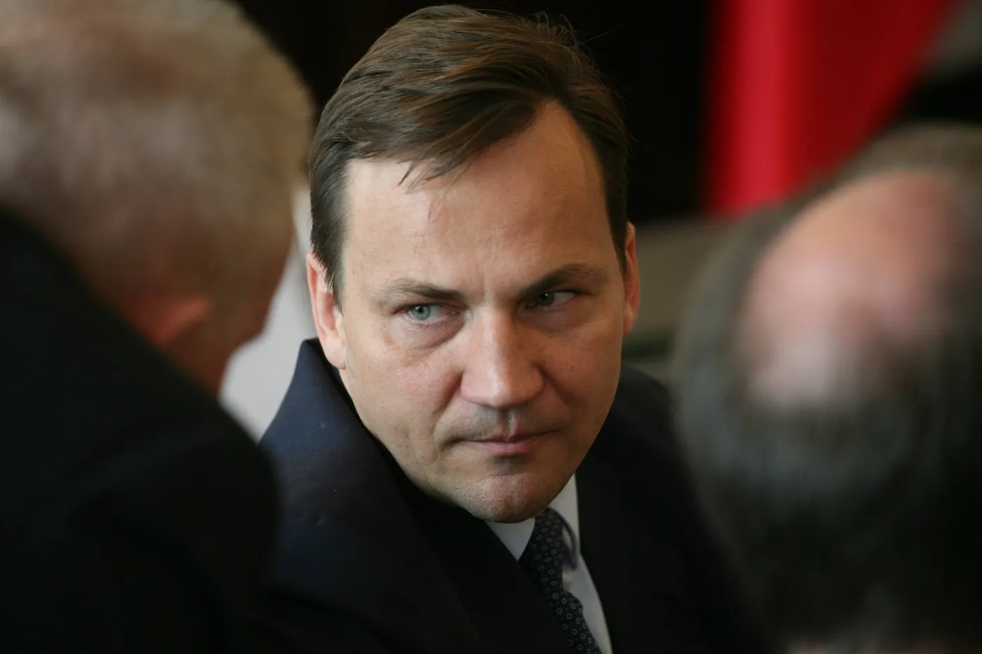 5488852-radoslaw-sikorski.jpg