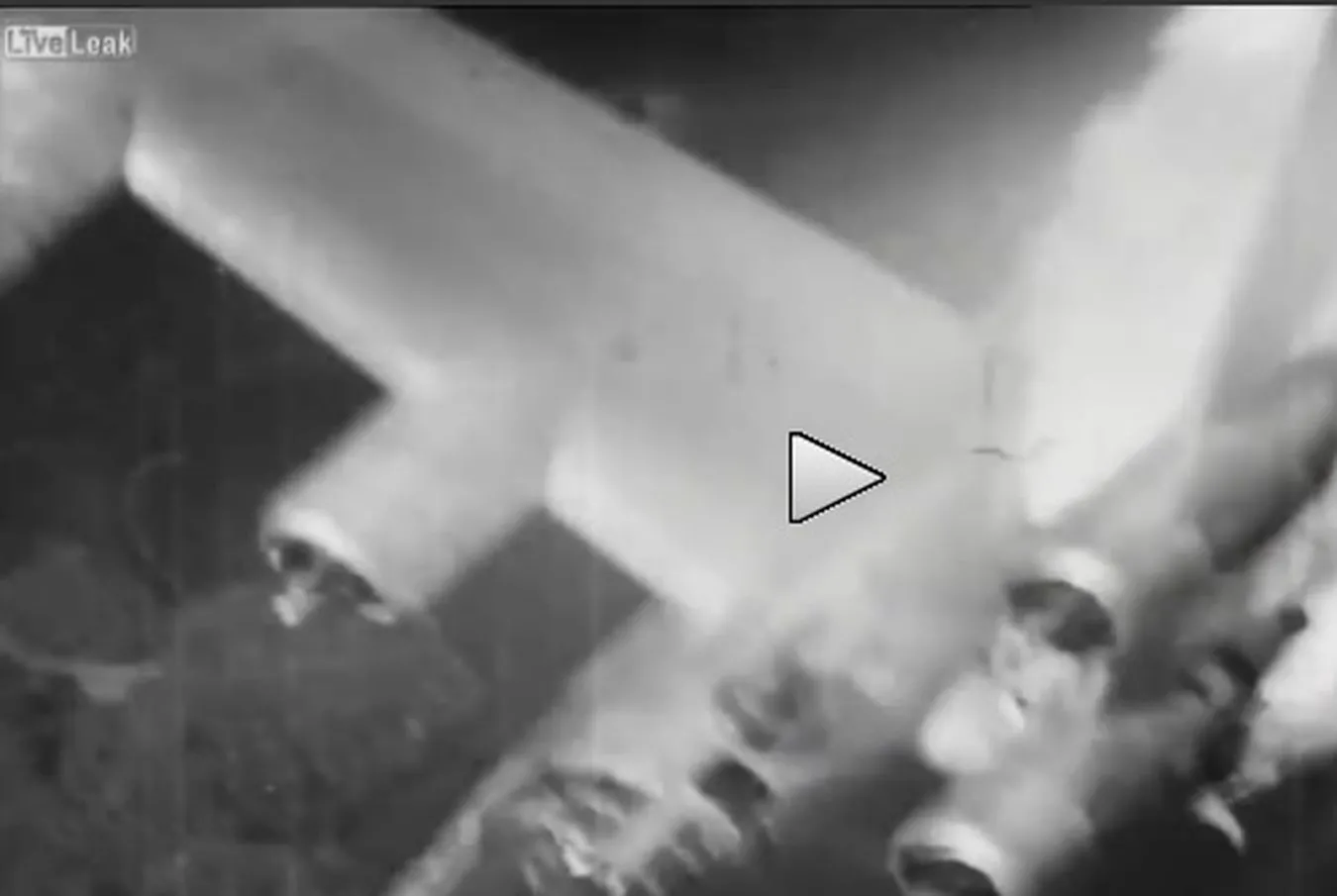 Niesamowity film. Zobacz nalot na Berlin w kolorze