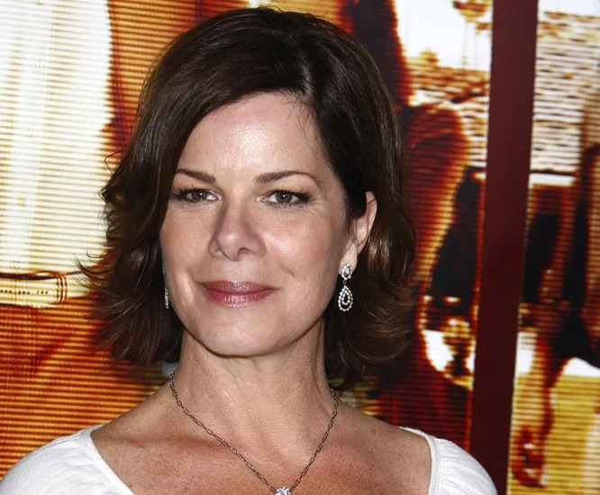 Christian Grey poznał już swoją matkę