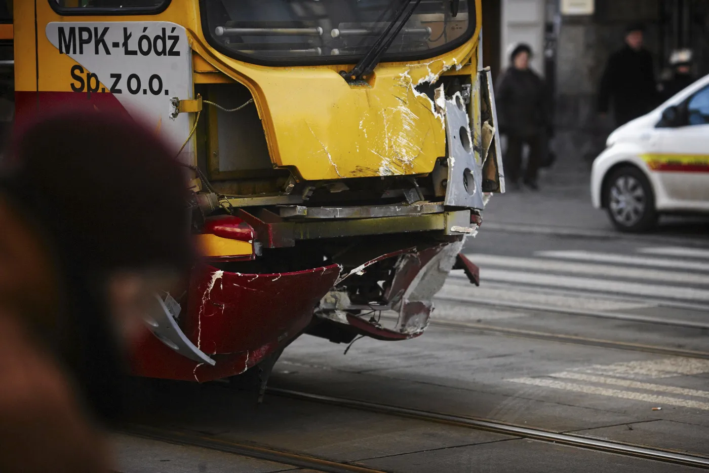 Tak pijany motorniczy spowodował wypadek. WIDEO z monitoringu