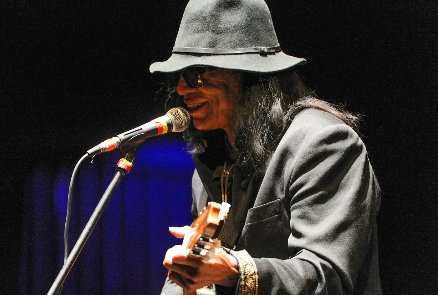 5793616-sixto-rodriguez.jpg