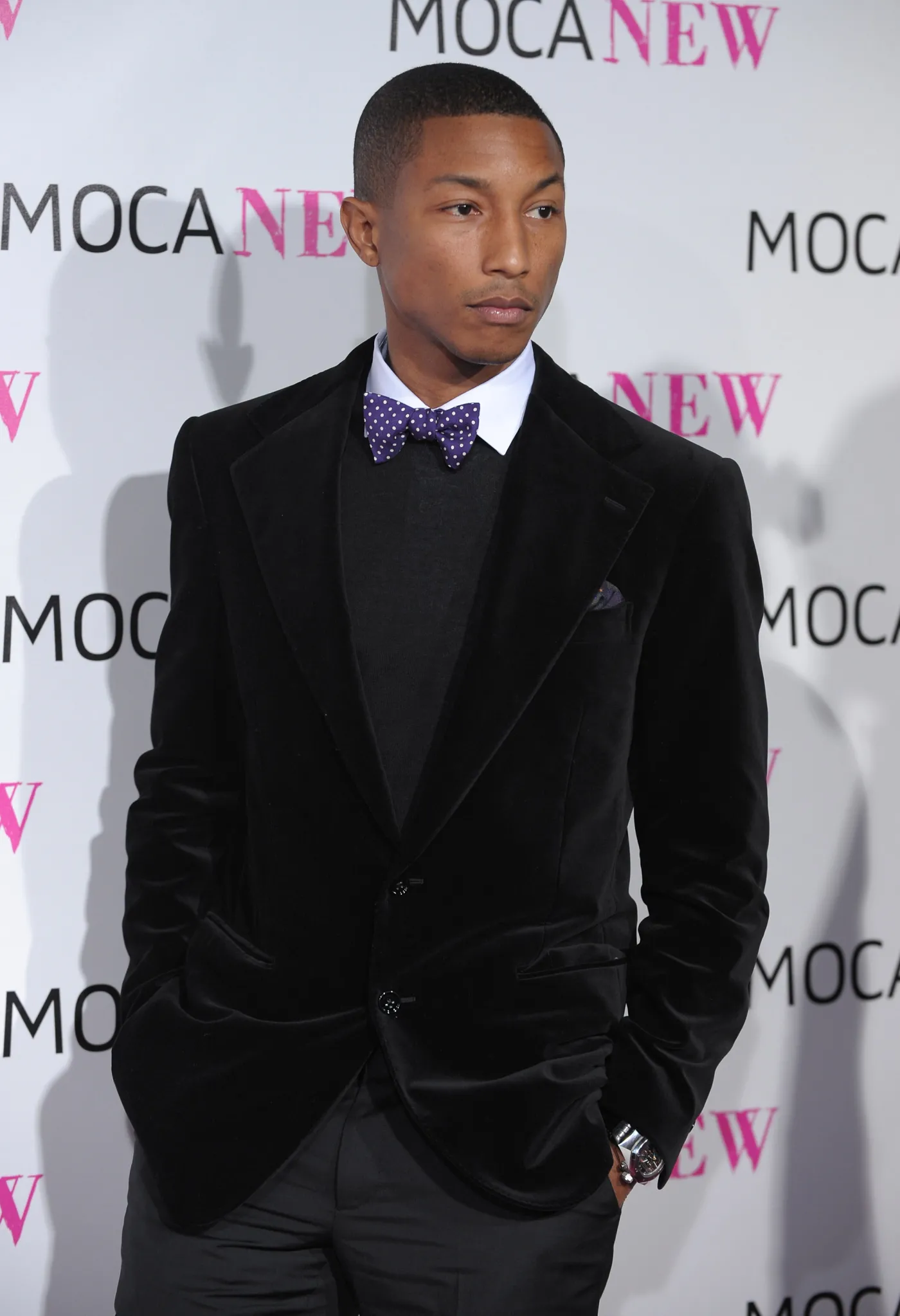 5664797-pharrell-williams.jpg