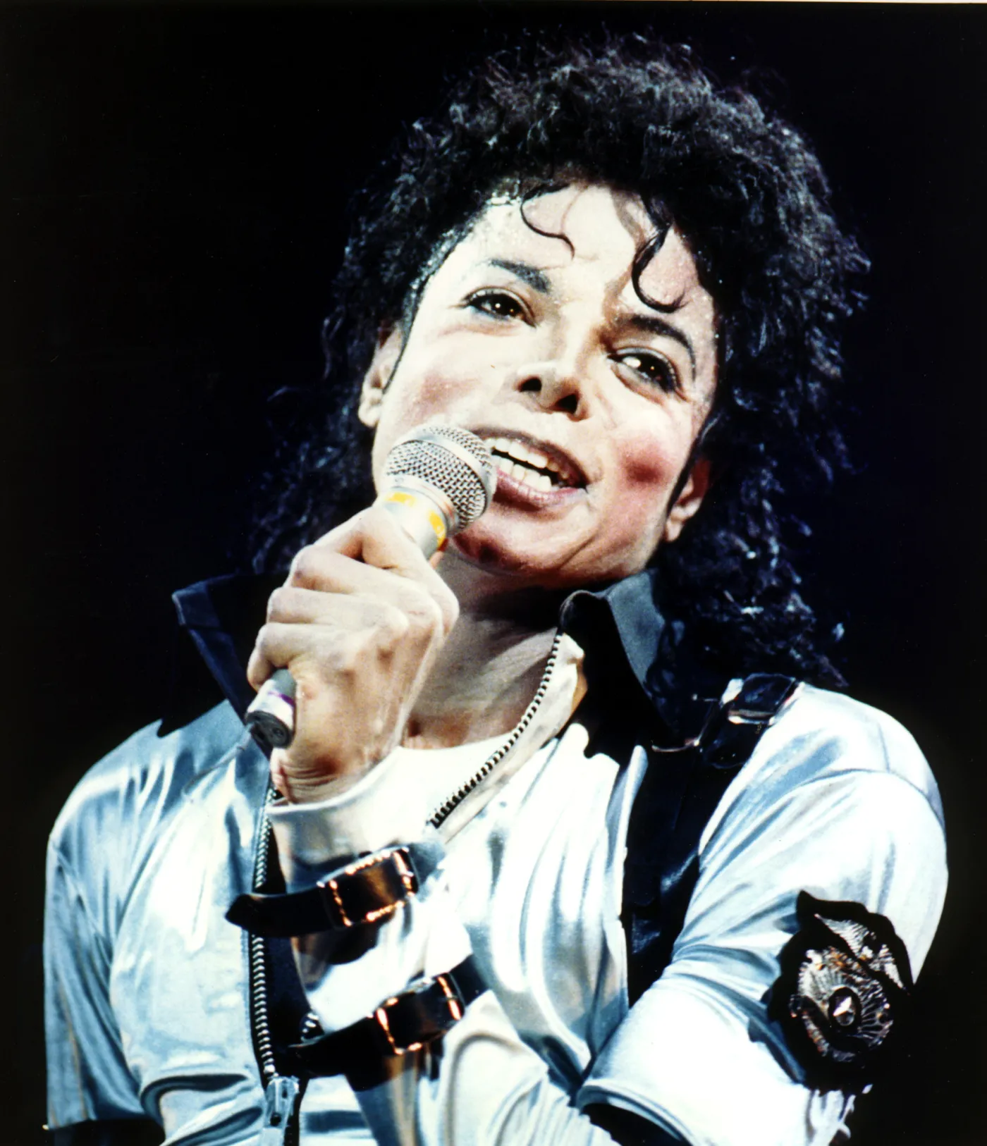 6164234-michael-jackson.jpg