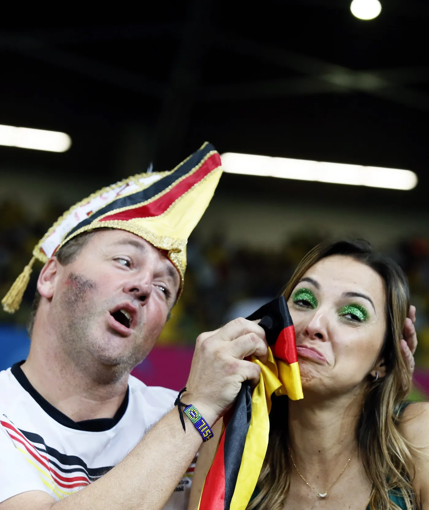 Niemieccy kibice ocierali łzy pięknym Brazylijkom. ZDJĘCIA