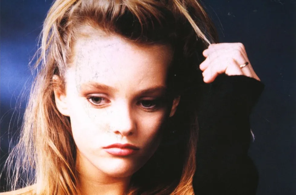 6363745-vanessa-paradis.jpg