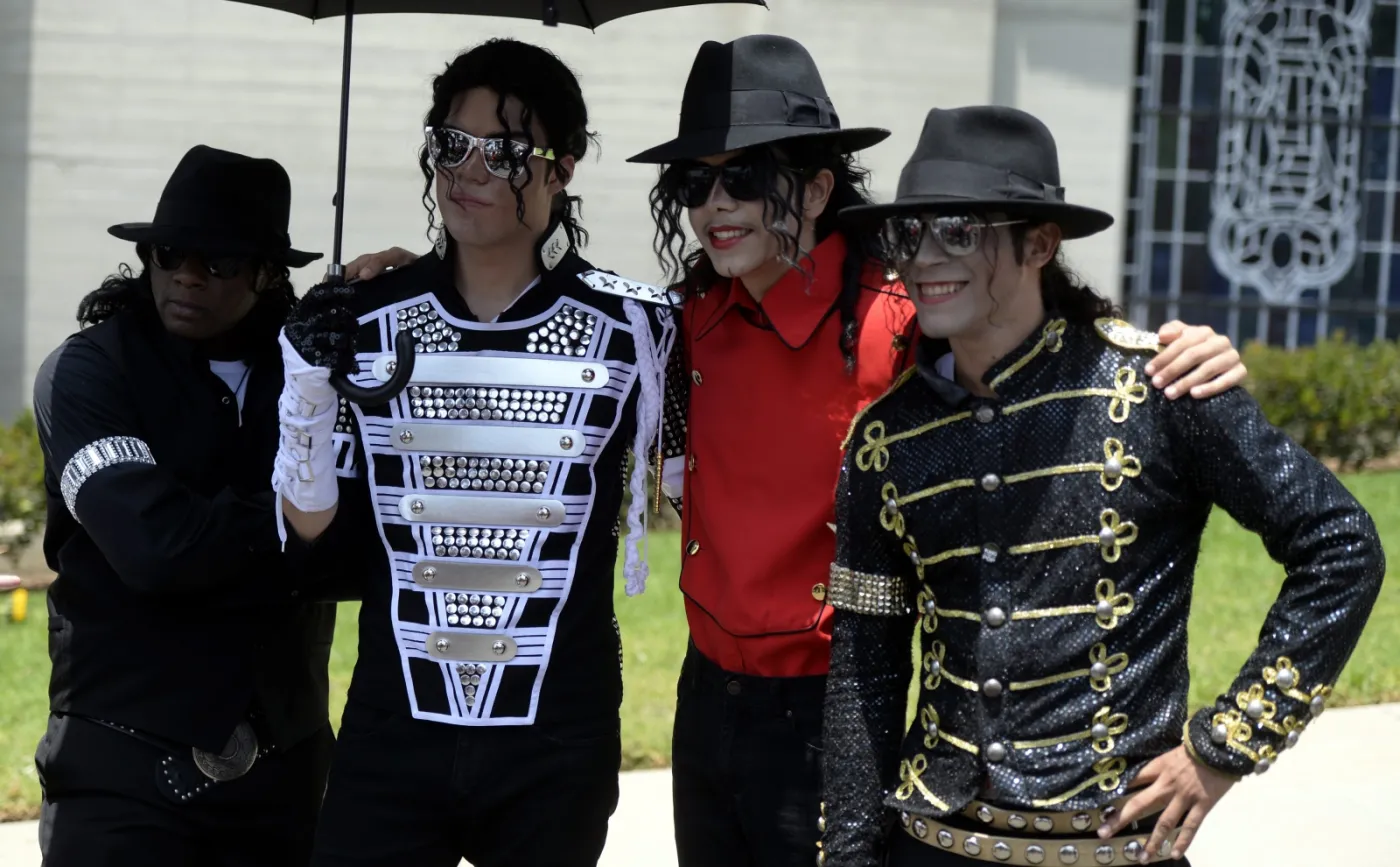 6486222-michael-jackson.jpg