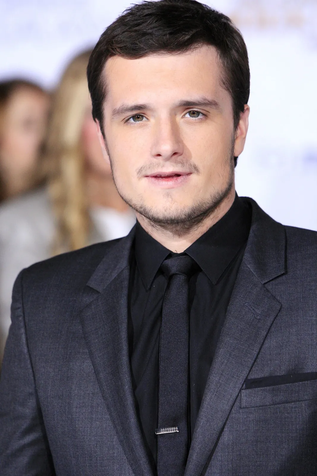 7085582-josh-hutcherson.jpg