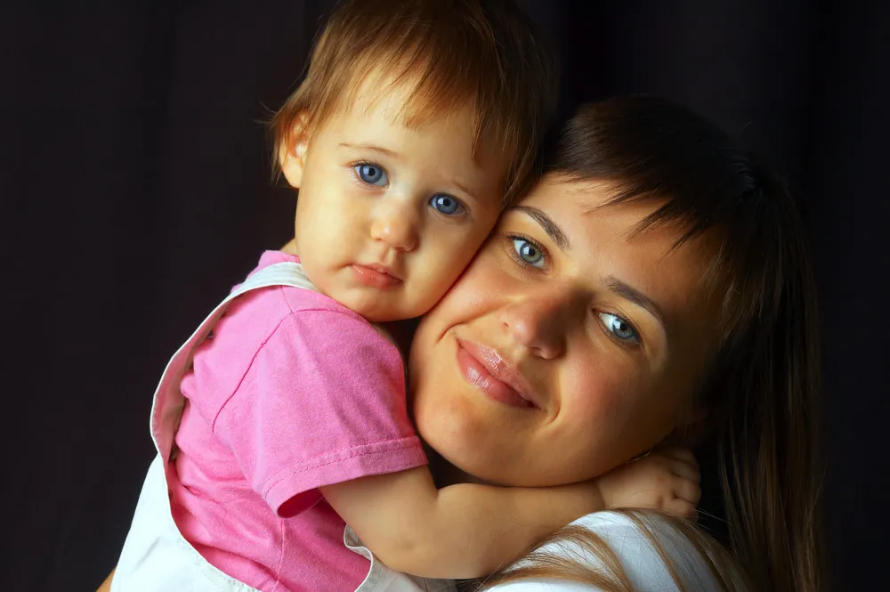 Trochę tego jest: prawa i przywileje młodej matki w pracy