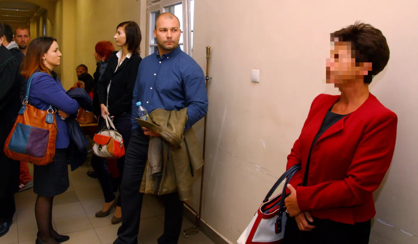 Oskarżona Hanna Ż. oraz Barbara Bonk i Bartłomiej Bonk w opolskim sądzie rejonowym