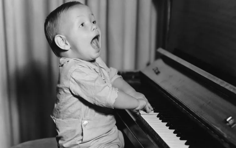 Nie powinni jeszcze pić alkoholu, a już rządzą show-biznesem! [RANKING]