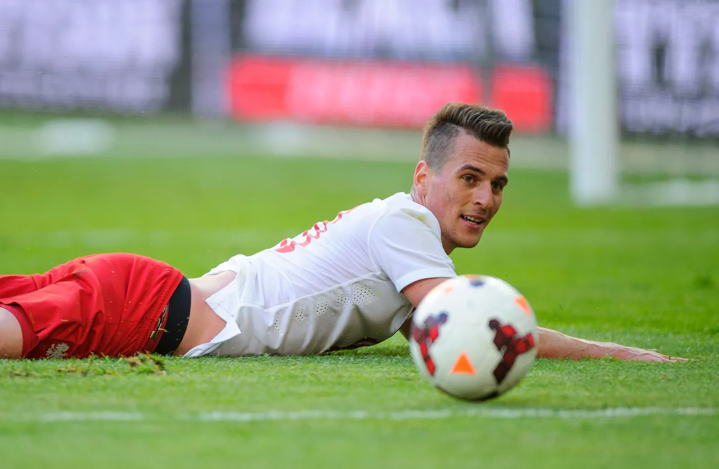 Arkadiusz Milik jak Luis Suarez. Polak strzelił sześć goli dla Ajaksu. WIDEO