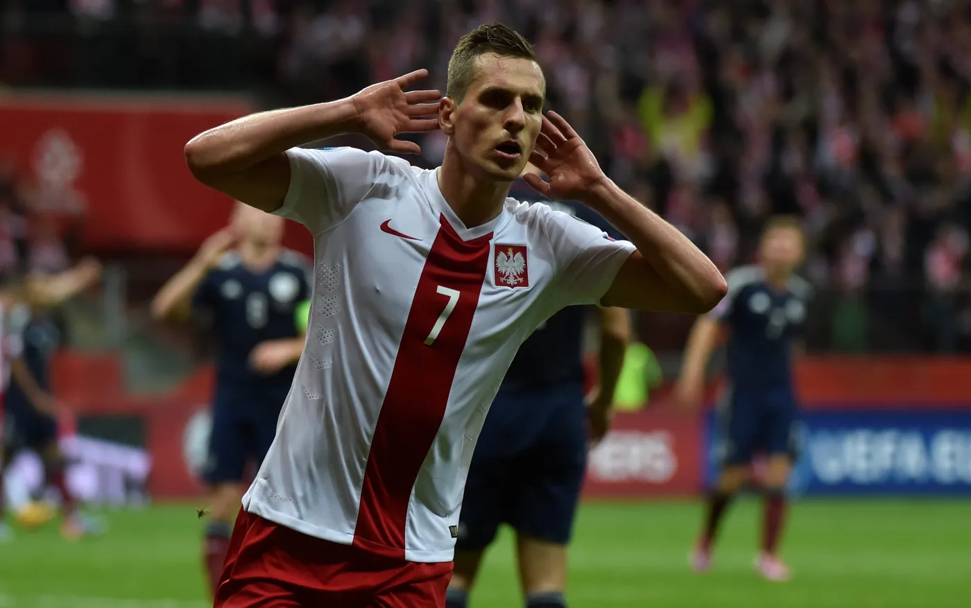 Klub, który wychował Milika, nie dostał pieniędzy za transfer nowego bohatera Polaków