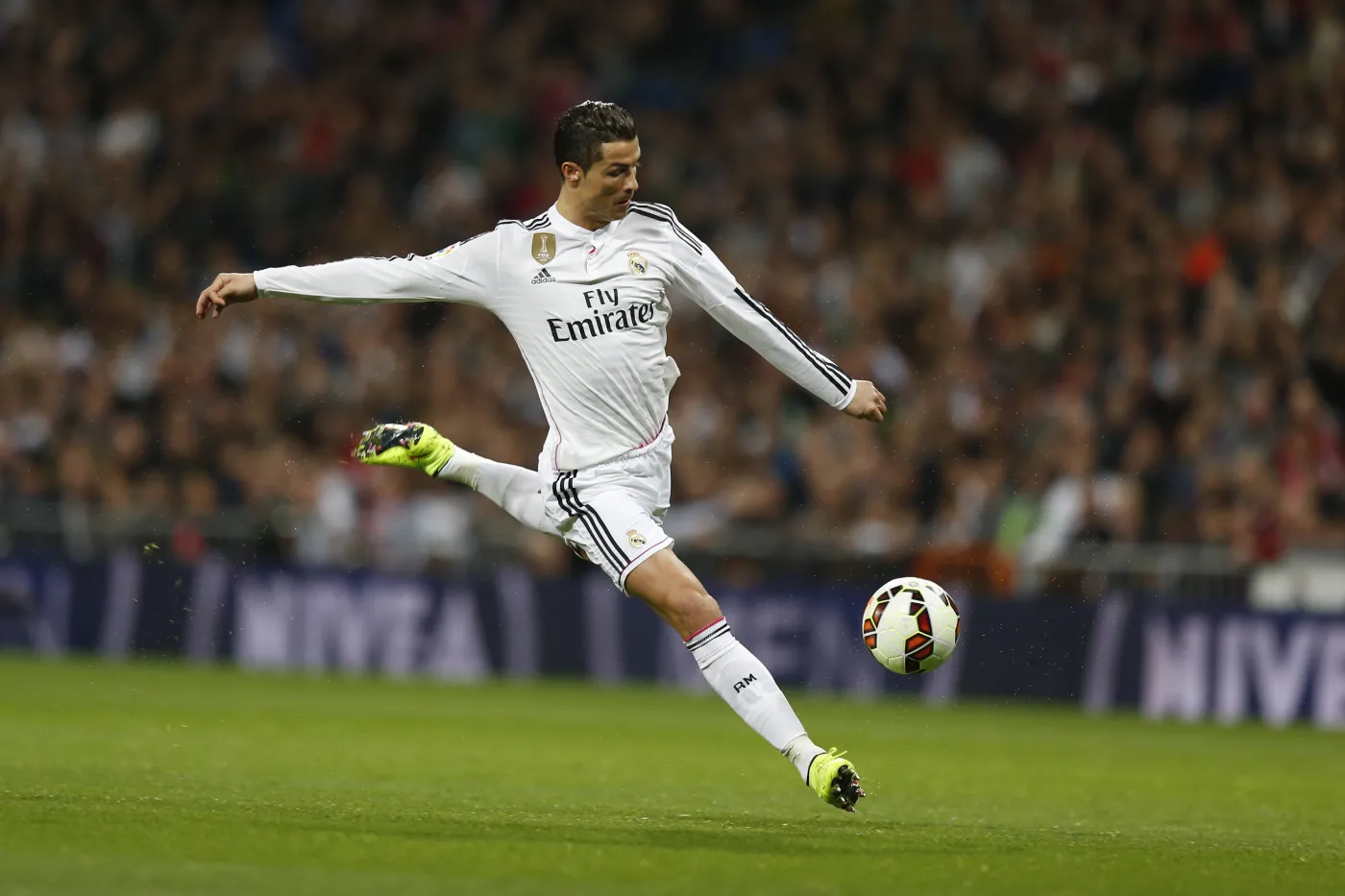 7510429-cristiano-ronaldo.jpg