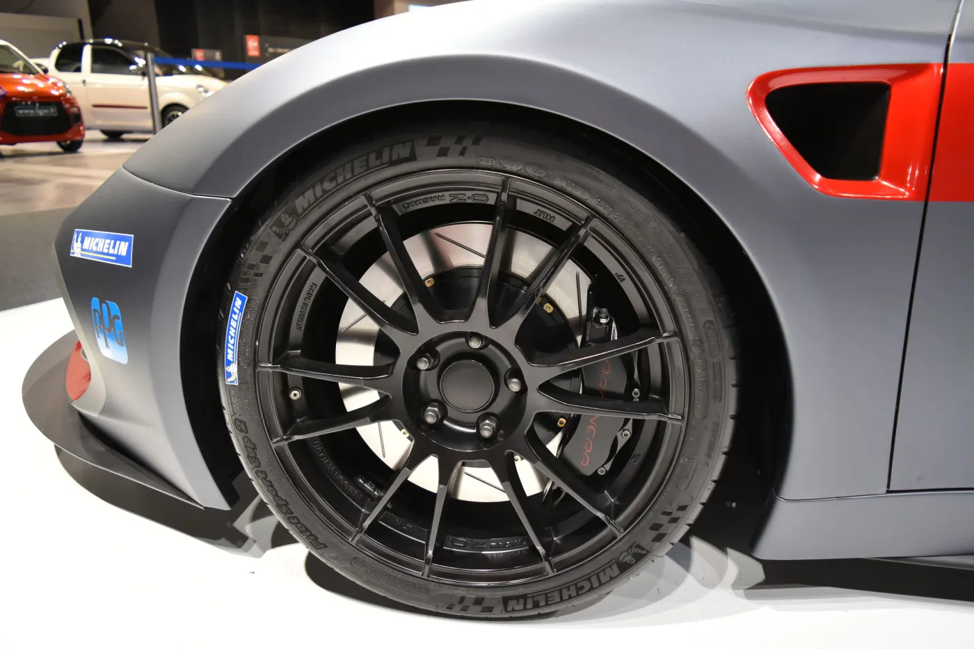 Oto pierwszy polski supersamochód! Arrinera hussarya na Poznań Motor Show. ZDJĘCIA