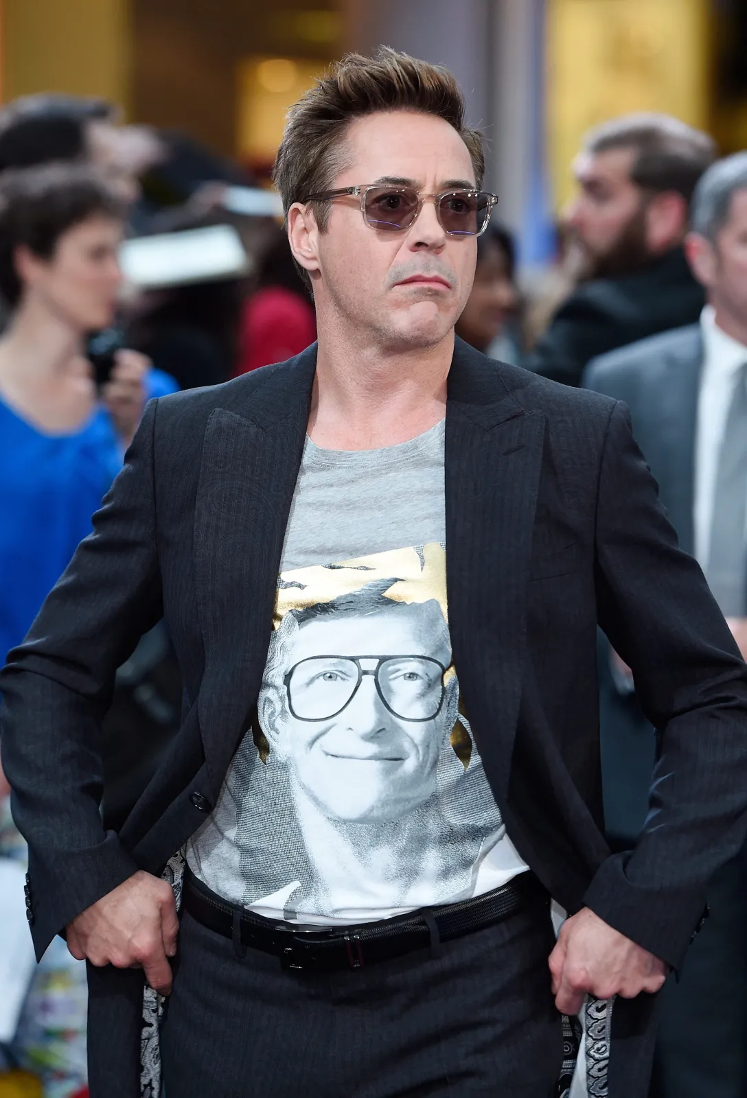 7683715-robert-downey-jr.jpg