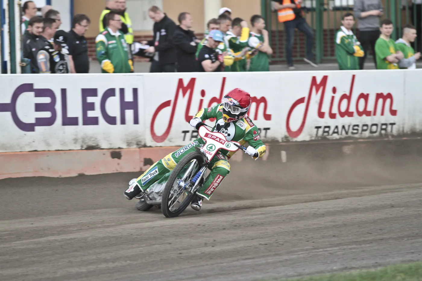 Marek Cieślak ogłosił skład żużlowej reprezentacji na DPŚ