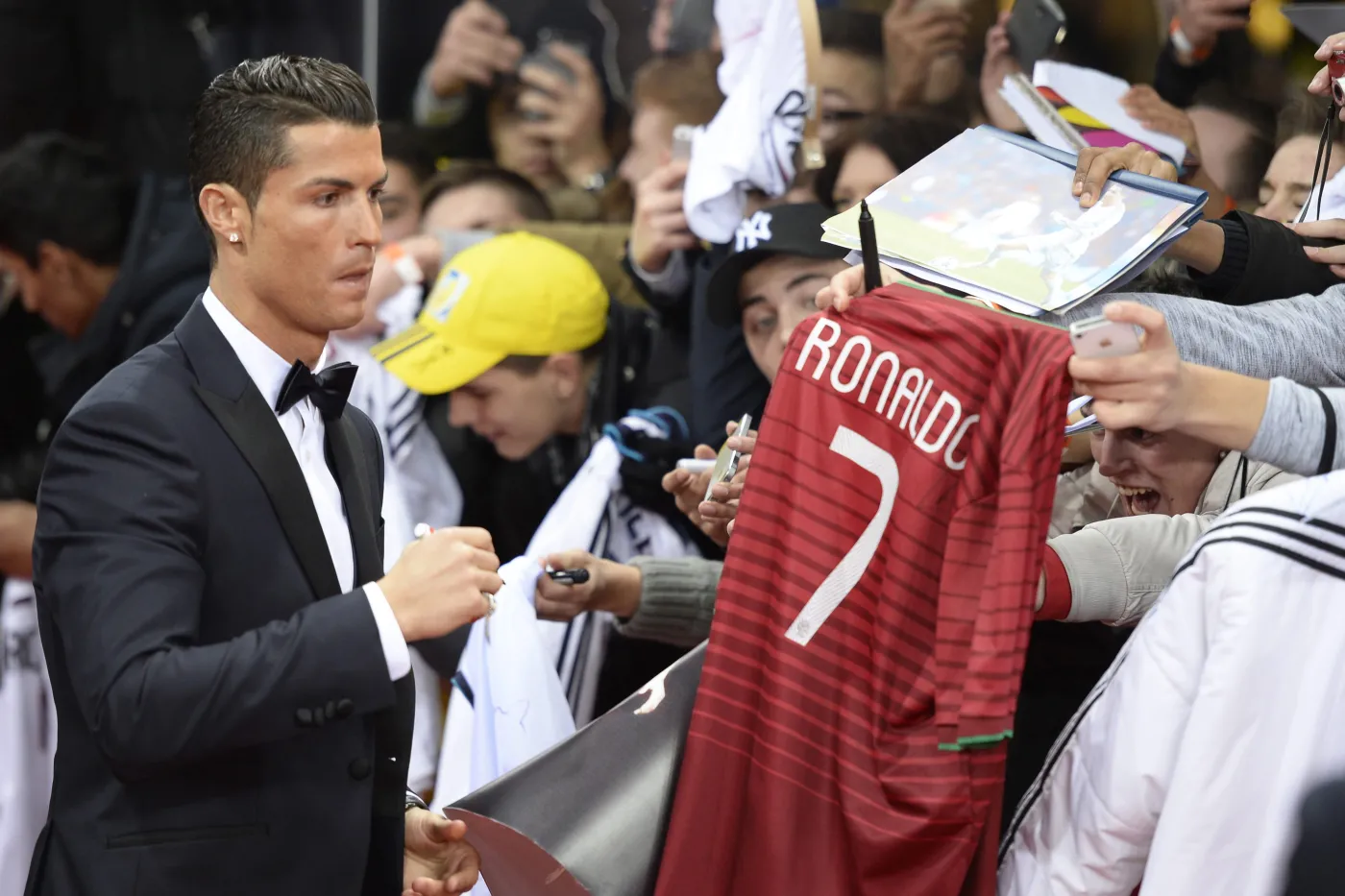 7296843-cristiano-ronaldo.jpg