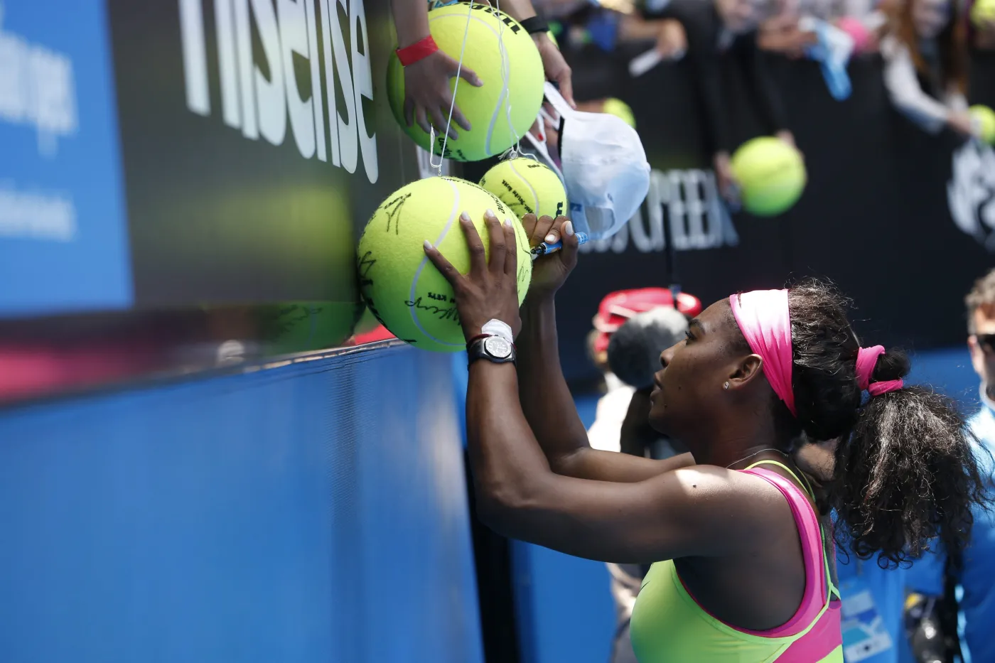 7354487-serena-williams.jpg