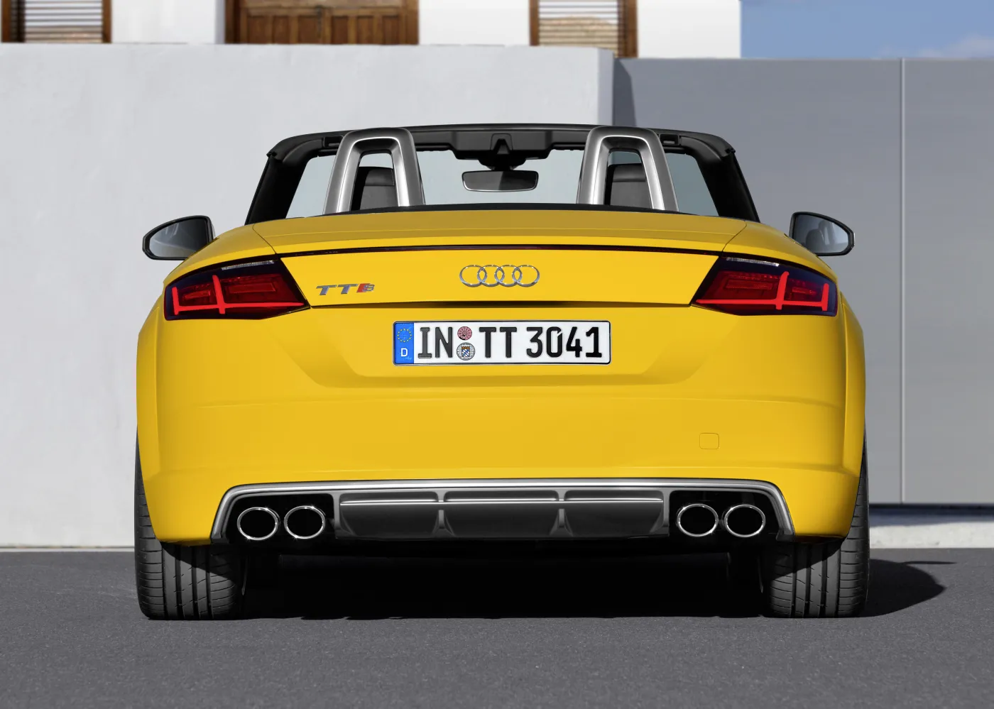 7424468-audi-tts-roadster.jpg