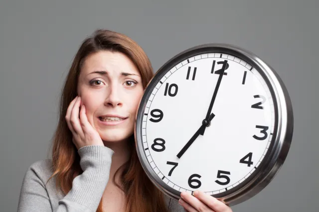 Czy zmiana czasu była potrzebna? Korzyści kontra koszty