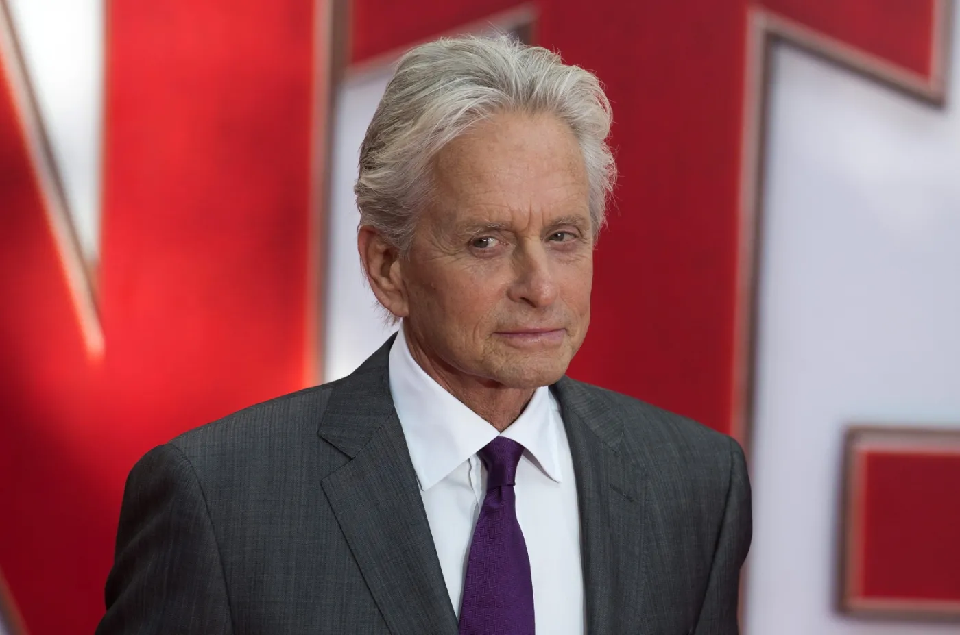 7962123-michael-douglas.jpg