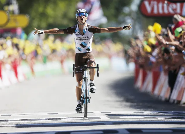 Tour de France: Vuillermoz wygrał 8. etap. Nieudana ucieczka Huzarskiego i Gołasia